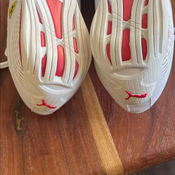 Puma Scuderia Ferrari White/Red Drift Cat 5 Ultra II size 9.5 - Picture 13 of 14